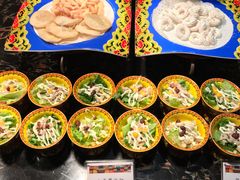 -西藏饭店·亚克·食光自助餐厅(文殊院店)