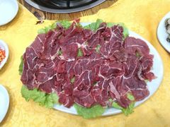 鲜牛肉-濠轩阁特色生蚝火锅(水湾路店)