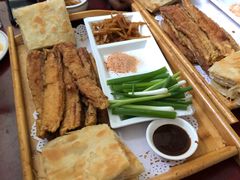 -闻道食府烙饼卷带鱼(原车耳营店原大觉寺店)
