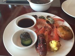 -荣誉国际酒店-云顶旋转餐厅