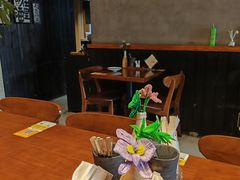 -8PINTS八品脱·日料·烧鸟·精酿小酒馆(莘庄店)