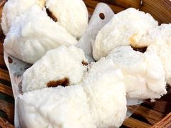 蜜汁叉烧包-点都德(北京路贰店)