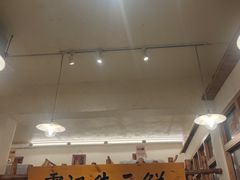 -霄汉牛三鲜湖北砂锅菜(万松园2店)