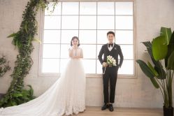 -易摄影婚纱摄影工作室