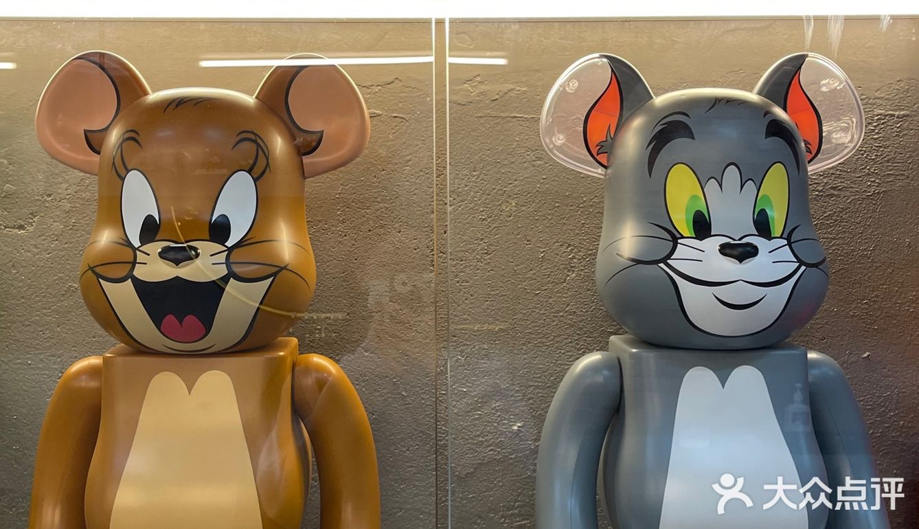 深圳好品味潮玩店超多bearbrick