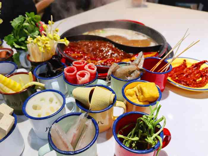 喜盅盅火锅-"[薄荷]环境:这个店太有个性了,看着像."-大众点评移动版