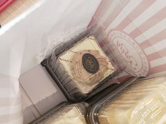 -红宝石·鲜奶小方(莘庄龙之梦店)