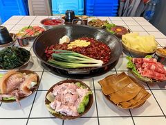 -扎起市井老火锅(乐山总店)