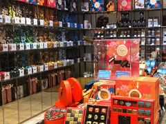 -VENCHI 闻绮(北京国贸商城店)