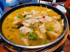 -有红鸡毛店·川菜(建设路店)