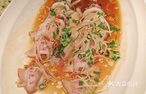 Steamed Premium Beihai Squid with Creamy Sauce