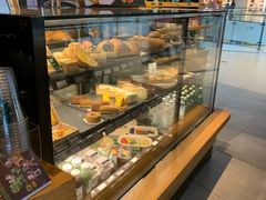面包甜点陈列柜-星巴克(杭州嘉里中心4F店)