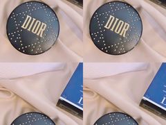 -Dior迪奥(上海世茂广场店)