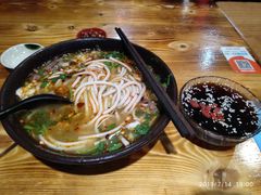 -遵义虾子卢四羊肉粉(大沽路店)