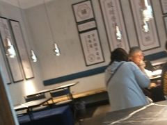 大堂-清真盛志望麻酱酿皮·非遗老字号