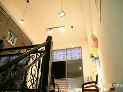 二楼更宽敞-范小萌宠物店(阳光新城竹苑店)