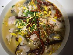 能喝汤的酸菜鱼-乾园(天河城店)
