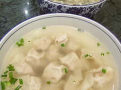 特色鸡肉馄饨-四宜糕团店(南大街店)