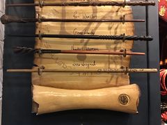 -九又四分之三站台哈利波特商店