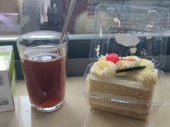 -白玉兰食品(中山公园龙之梦店)