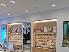 -三目眼镜·蔡司视觉合作店(青浦宝龙店)