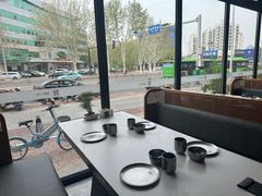 -赶海部落海鲜城(海阳路店)