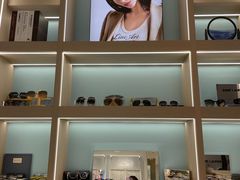 -无界眼镜MaxLess(南翔印象城店)