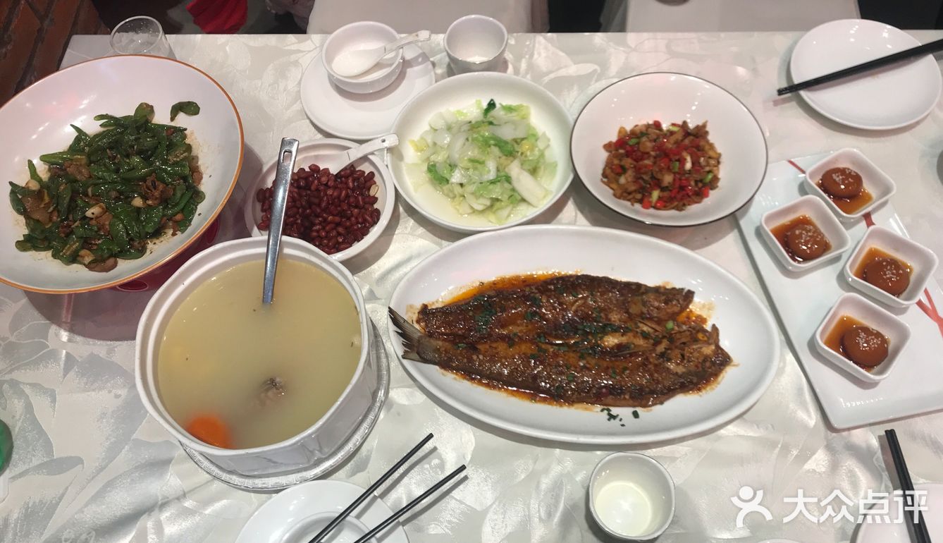 长沙探店!这家饭店好独特!