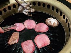 -炼火烤肉店