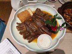 卤水狮头鹅头-尚一汤·粤菜海鲜(环球港店)