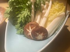 -余欢领鲜火锅(新街口店)