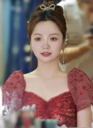 点击看大图 -爱伊人婚纱礼服美妆馆