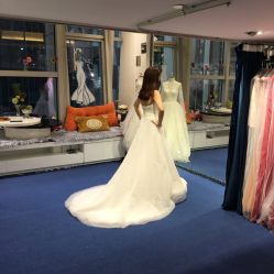 -爱纱嫁衣婚纱礼服馆