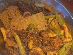 -嘎嘎鸭下巴·爆辣干锅(明教寺店)