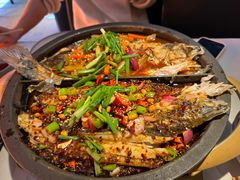 -鸣记脆皮烤鱼·海鲜烤鱼(三八广场店)
