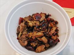 招牌冷吃兔-鑫记婆婆兔·成都特产·兔头手撕兔(太古里店)