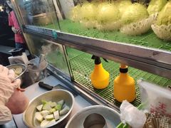 -六合夜市
