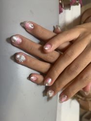 -小鸭梨影院式美甲