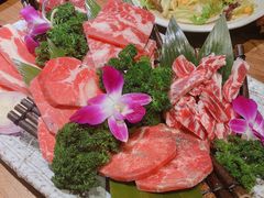 -明洞阿姨·韩式酱蟹烤肉·创意料理(三元桥店)