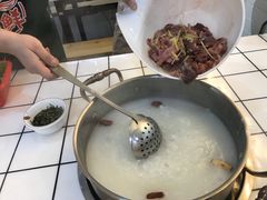 -领鲜现切猪杂火锅(番禺桥南店)