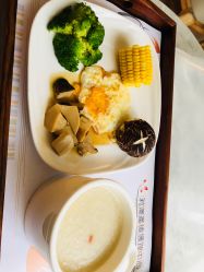 -莉泽月子中心(凯旋江景店)