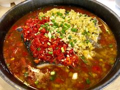 双色鱼头-红色湘菜馆(春风店)