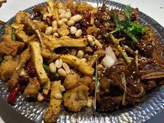 -小鱼小牛·鱼牛干锅·脆鱼火锅(世欧广场店)