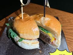 和牛汉堡-渡鲑亭(东二环泰禾广场店)