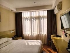 -锦江之星(广州海珠江泰路地铁站店)