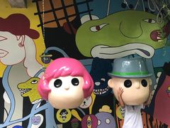-莓园冰淇淋店