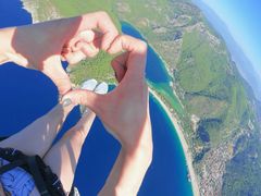 -费特希耶滑翔伞