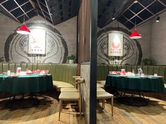 包厢-叶派龙虾•招牌香辣蟹·海鲜(中海国际店)