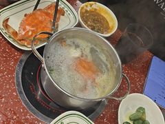 -四囍码头海鲜烧烤自助火锅(外滩南京东路悦荟广场店)