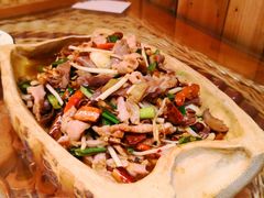 -老滇山寨•云南特色菜•地方菜•民族风情歌舞表演(金碧店)